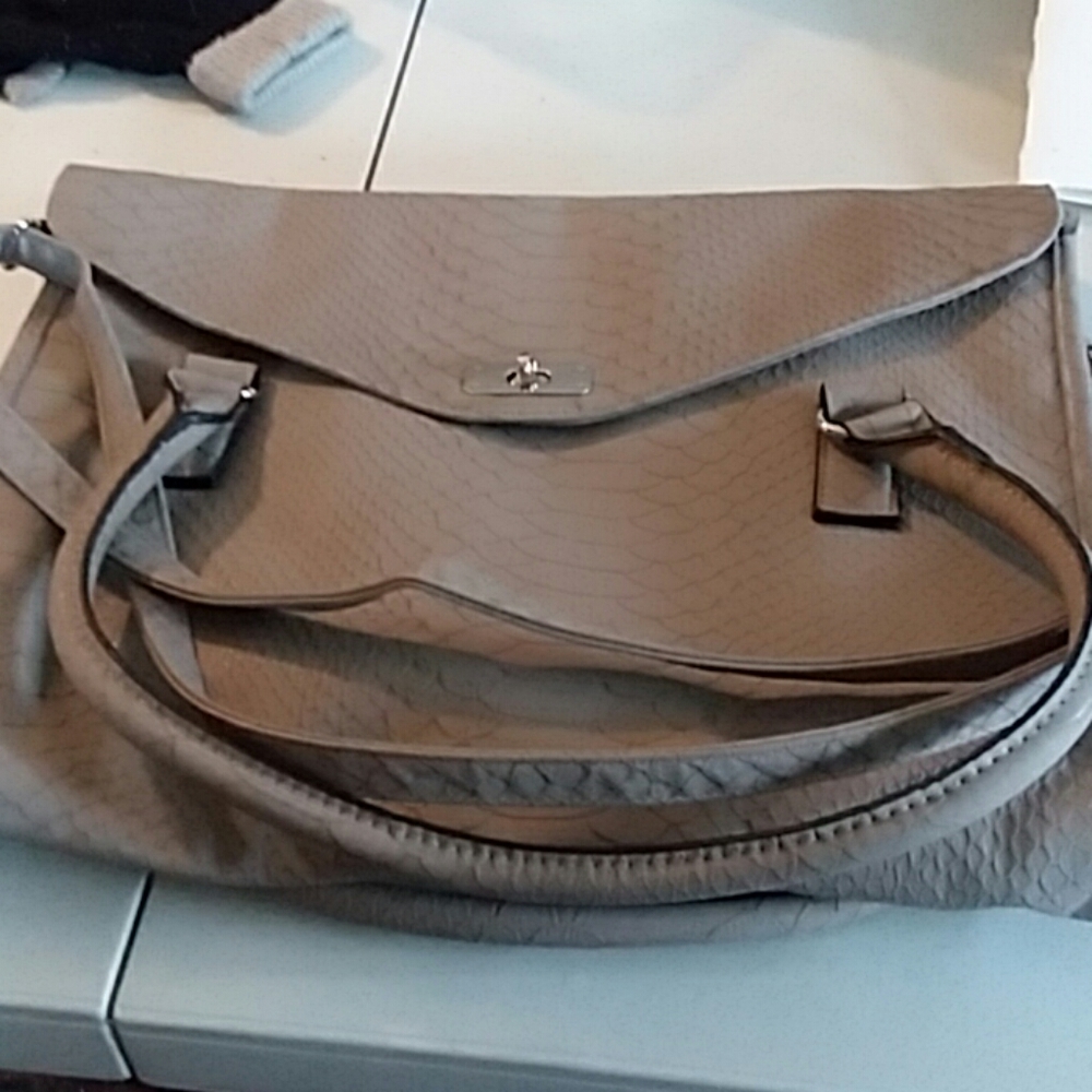 Merona purse